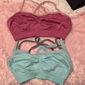 2 Sports Bras